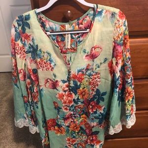 HP 🎉 NWOT Aratta Silent Journey Floral Blouse sz M